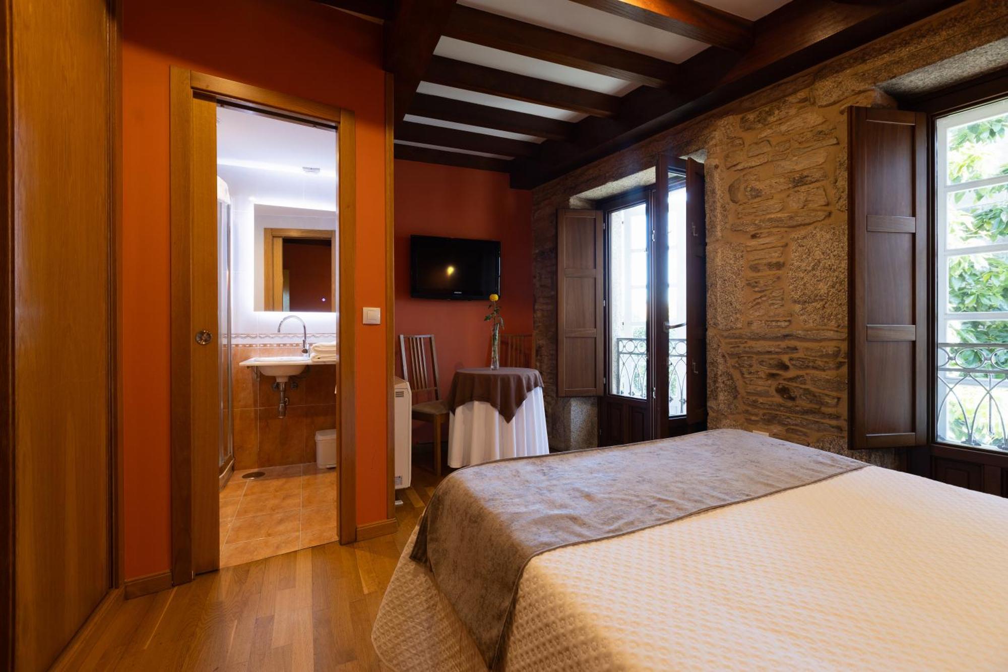Pr Badalada Hotel Santiago de Compostela Ngoại thất bức ảnh