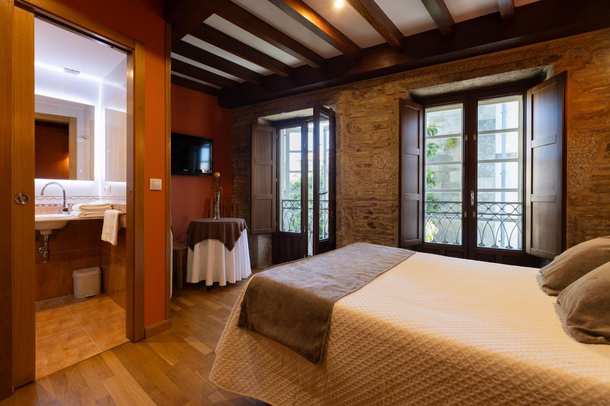 Pr Badalada Hotel Santiago de Compostela Ngoại thất bức ảnh
